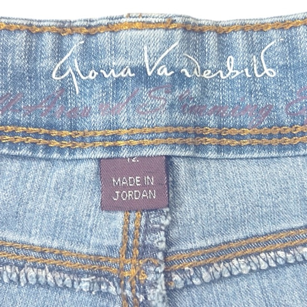 Gloria Vanderbilt Keegan Denim Shorts Size 12 - Picture 4 of 9